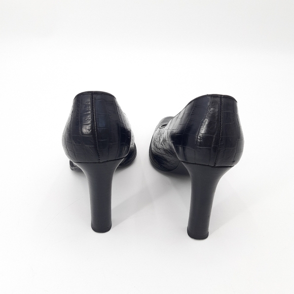 YSL | Vintage Croc Embossed Leather Heels in Black - Picture 5 of 11